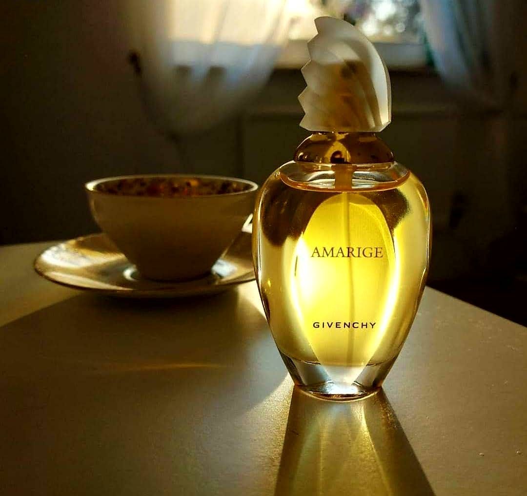 Givenchy Amarige Eau de Toilette for women 100ml. (tester version)