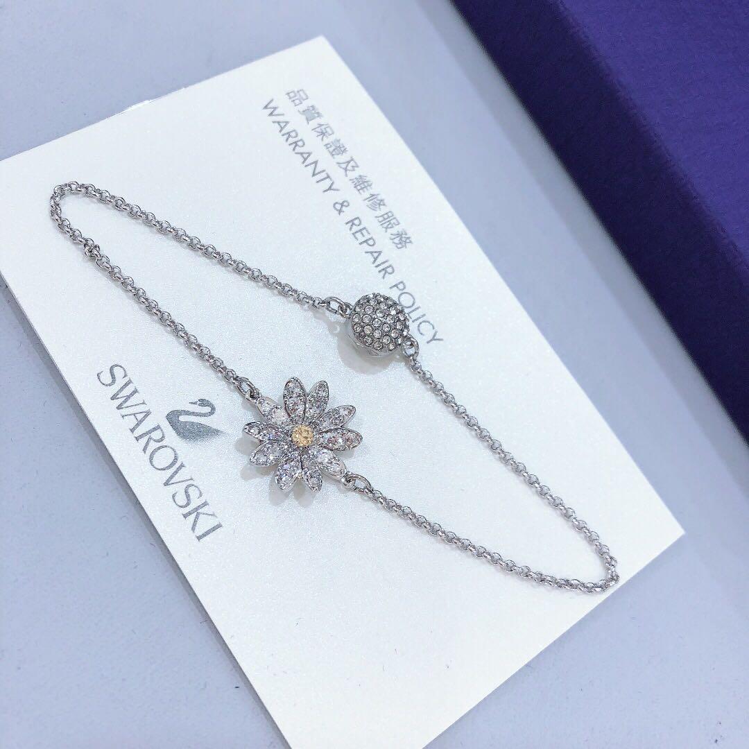 Swarovsi Remix Collection Flower Strand Bracelet