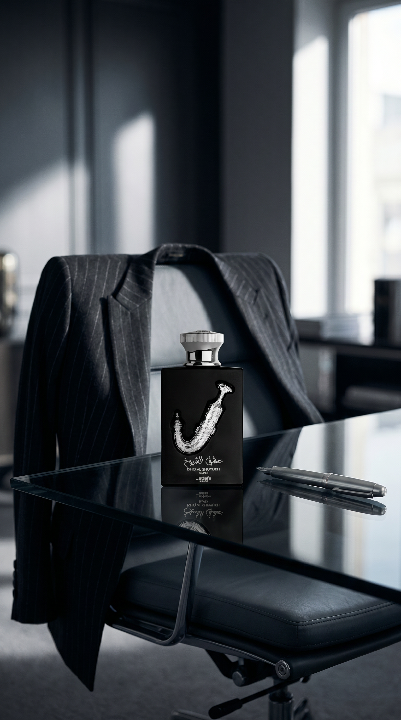 Lattafa Pride Ishq Al Shuyukh Silver, a unisex Eau de Parfum 100ml (3.4 oz)