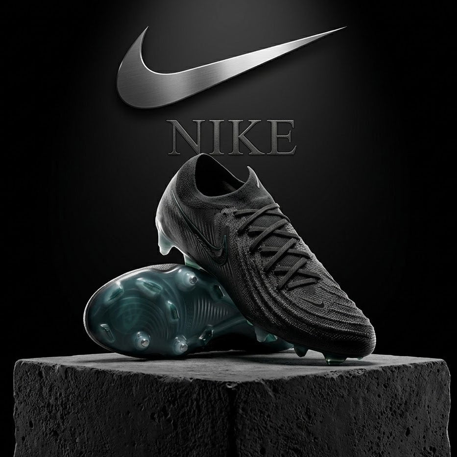 Nike Phantom GX 2 Elite FG soccer cleats in black